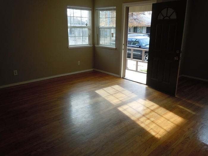3521 San Jose Way - Photo 4 of 9