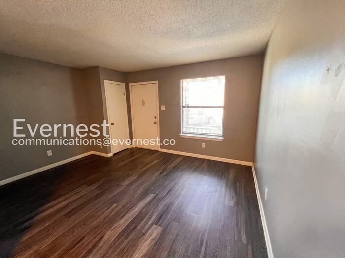 9 Meredith Ct #2 - Photo 5 of 14
