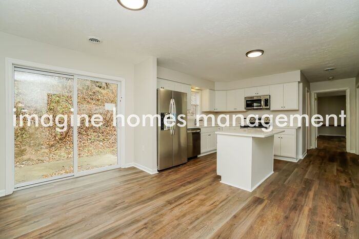 2596 Tilbrook Rd - Photo 6 of 16