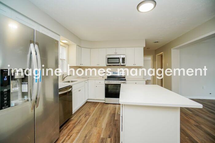 2596 Tilbrook Rd - Photo 7 of 16