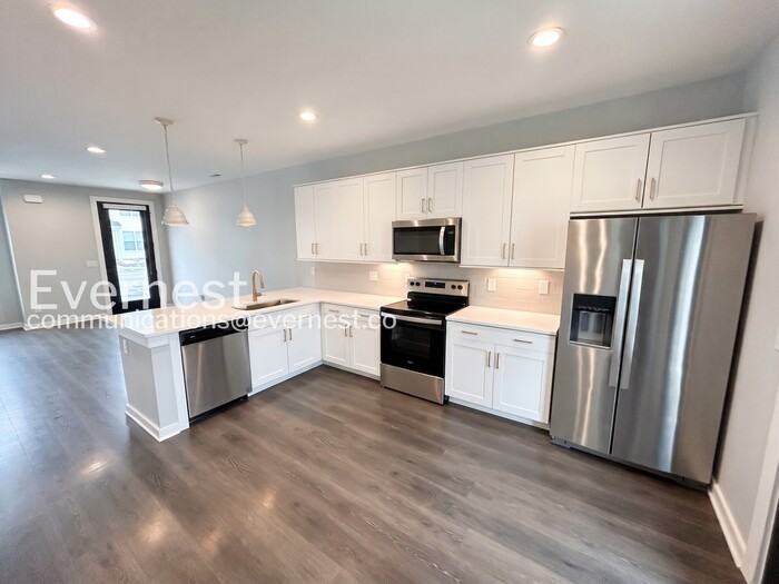 206 Jeffries Way - Photo 6 of 23