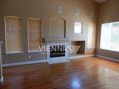 12136 Gold Bluff Ln - Photo 3 of 29