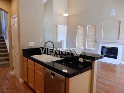 12136 Gold Bluff Ln - Photo 6 of 29