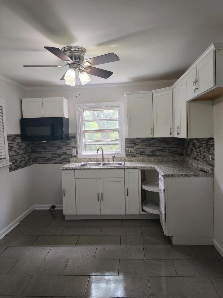 2641 Old Buena Vista Rd #NA - Photo 2 of 5