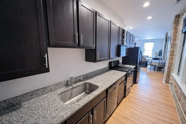 2129 North Southport Avenue #2C - Photo 3 of 14