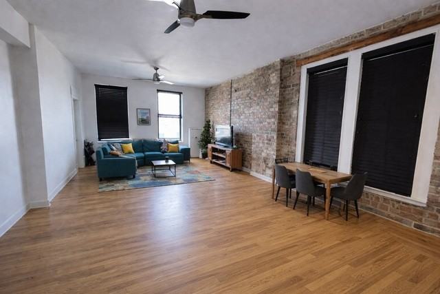 2129 North Southport Avenue #2C - Photo 4 of 14