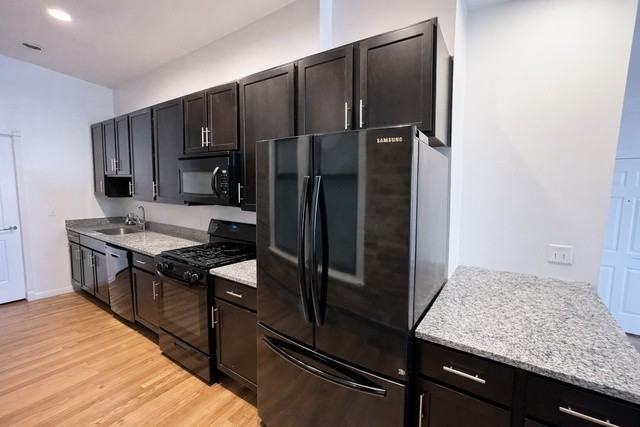2129 North Southport Avenue #2C - Photo 5 of 14