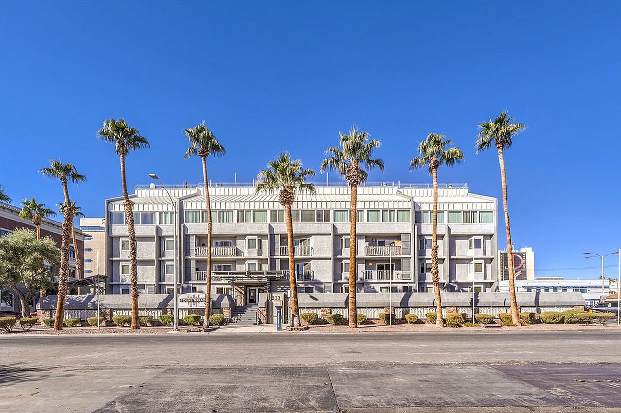Towne Terrace - Photo 2 of 50