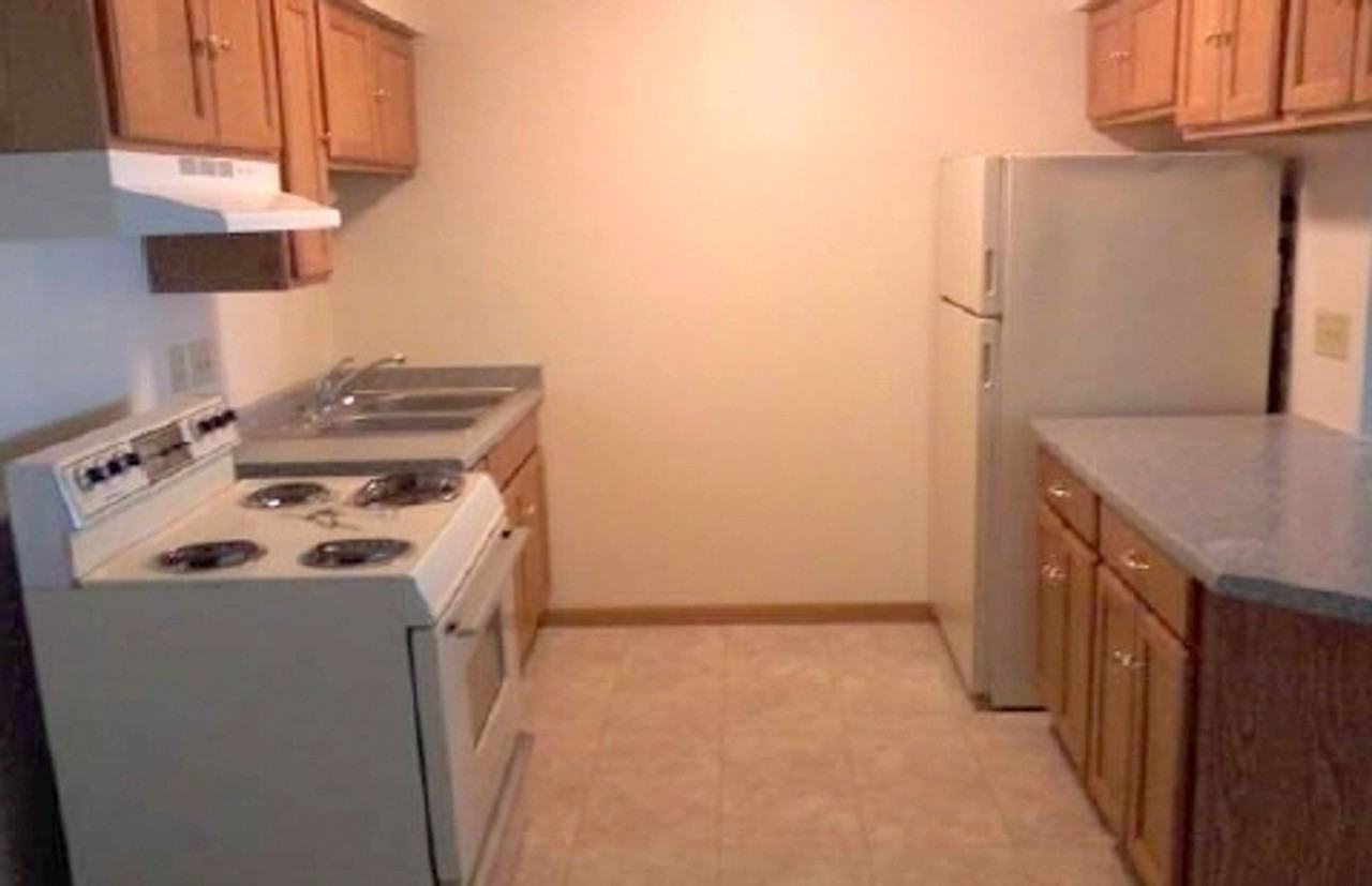 Delwan Apartments - Photo 4 of 8