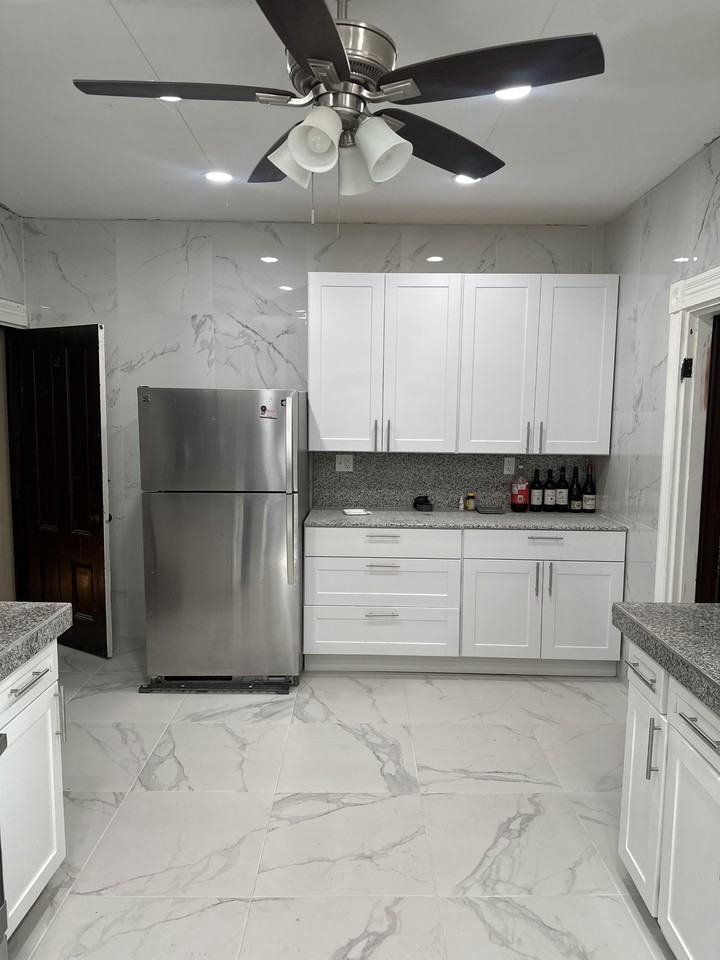 74 Sharon St #1 - Photo 4 of 19