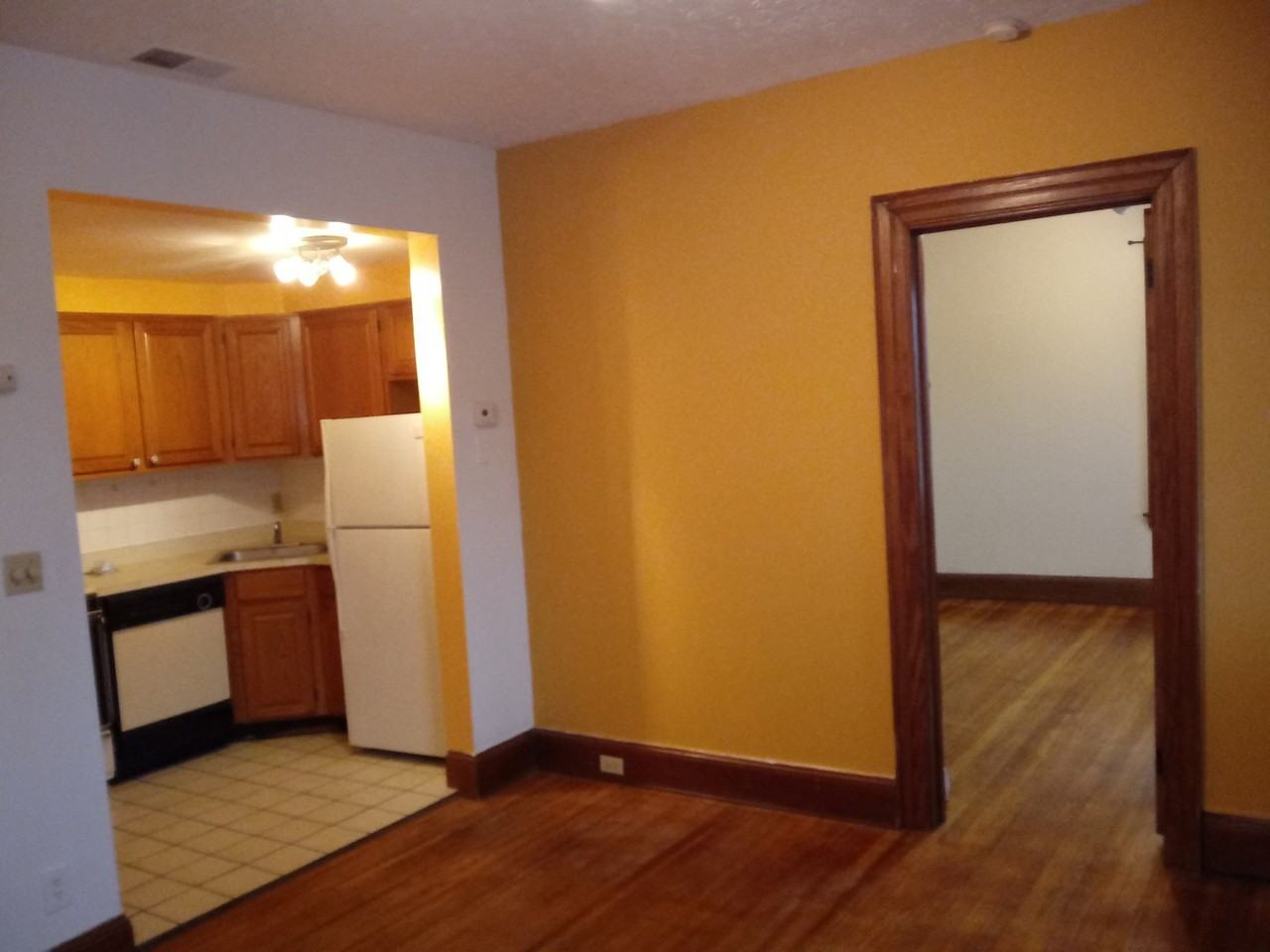 Martana Flats - Photo 5 of 34