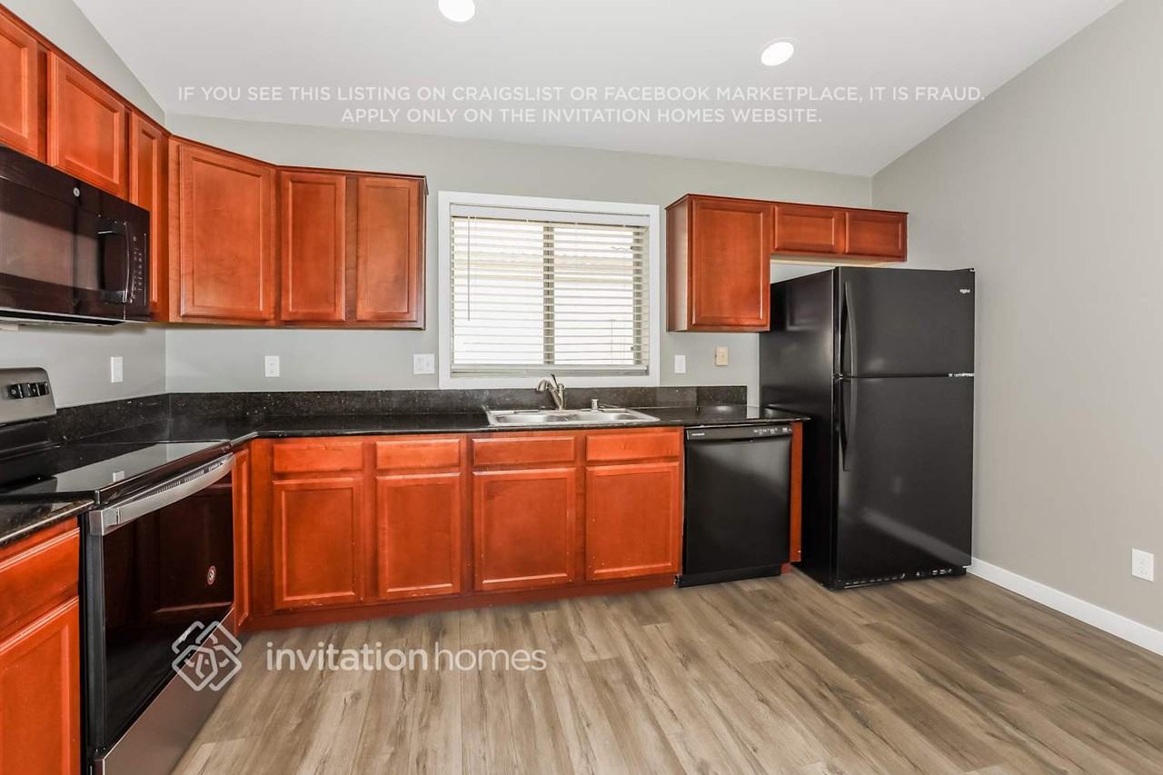 23763 N Desert Dr - Photo 6 of 16