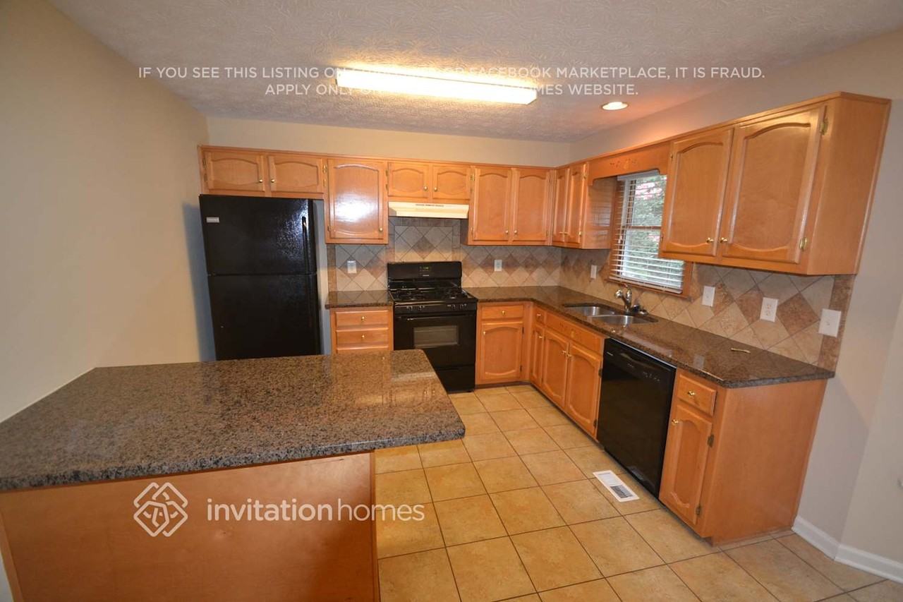 83 Mill Pointe Pl - Photo 4 of 12