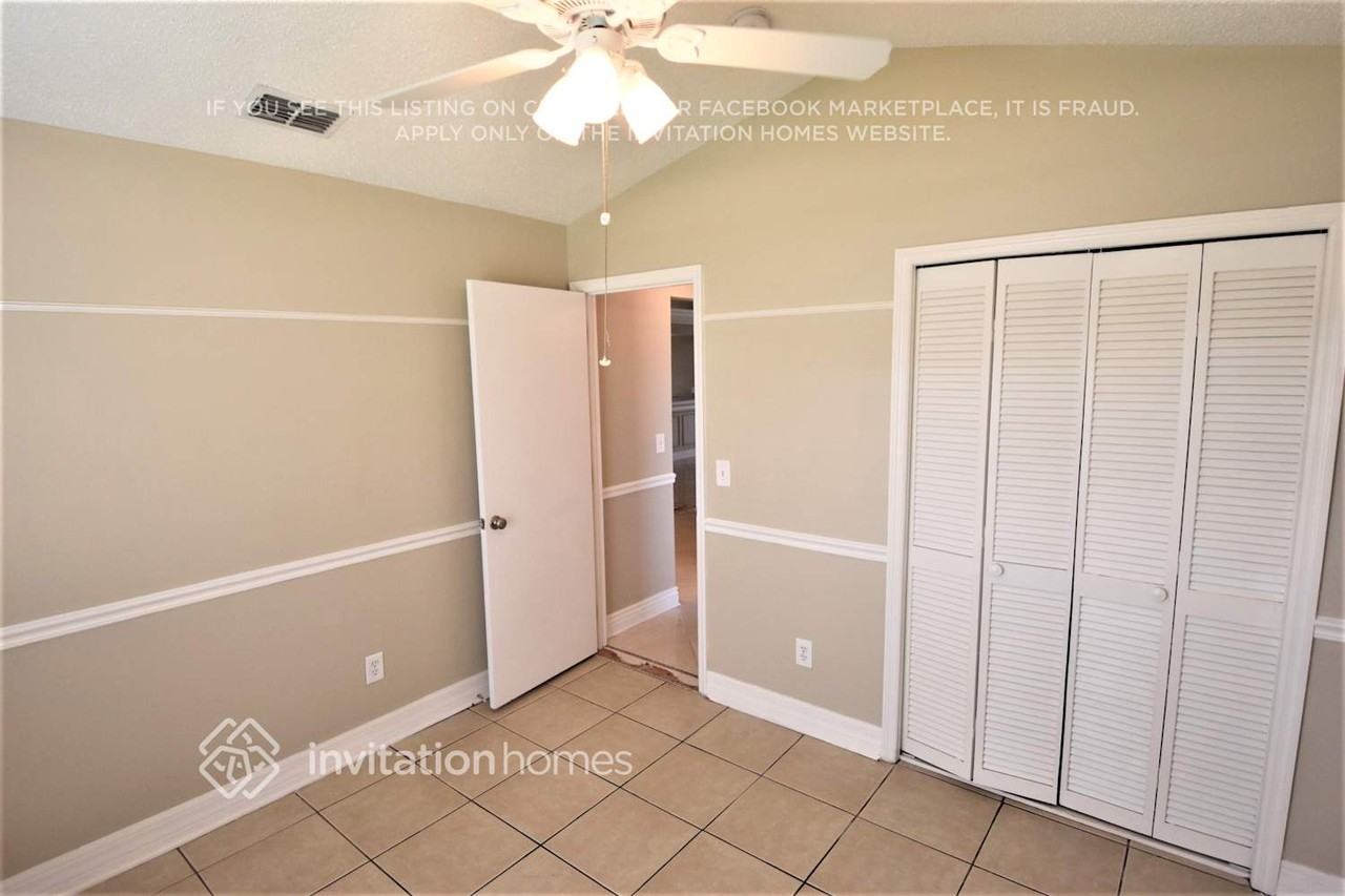 2900 Cool Breeze Cir - Photo 6 of 12