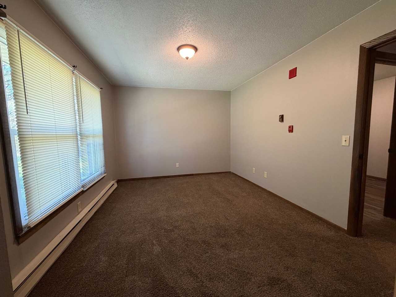 461 Grant - Photo 5 of 15