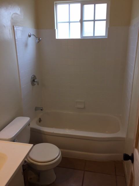 105 E Louise St #1 - Photo 3 of 7