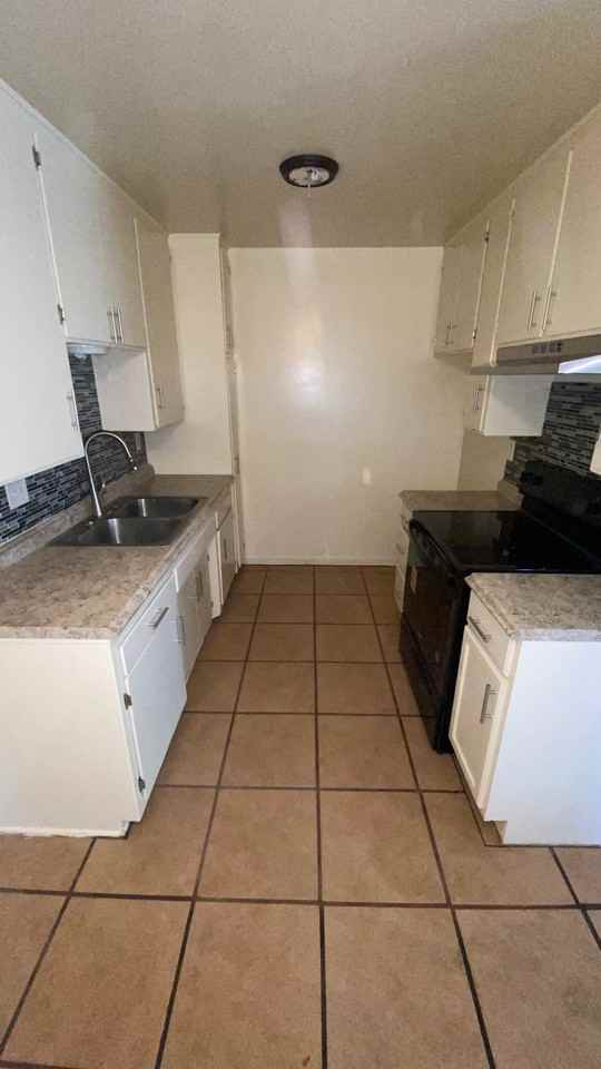 105 E Louise St #1 - Photo 7 of 7