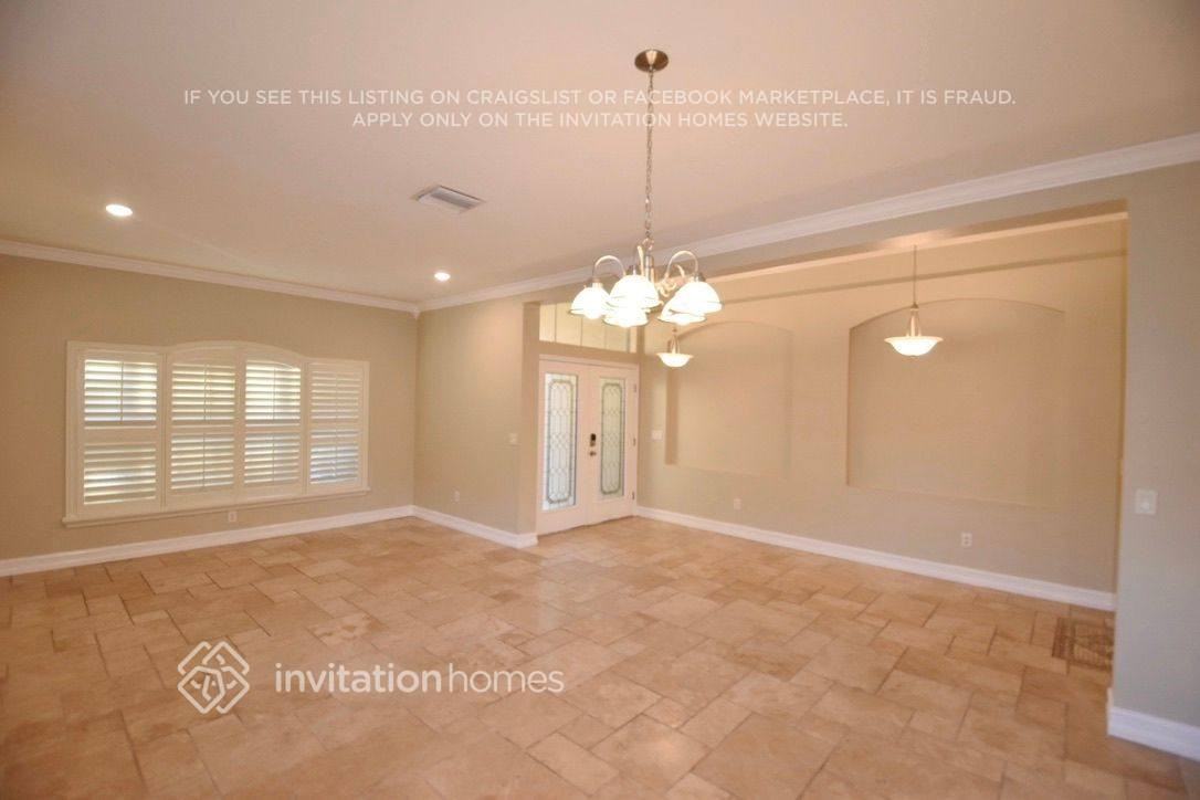 1410 Emerald Hill Way - Photo 2 of 20