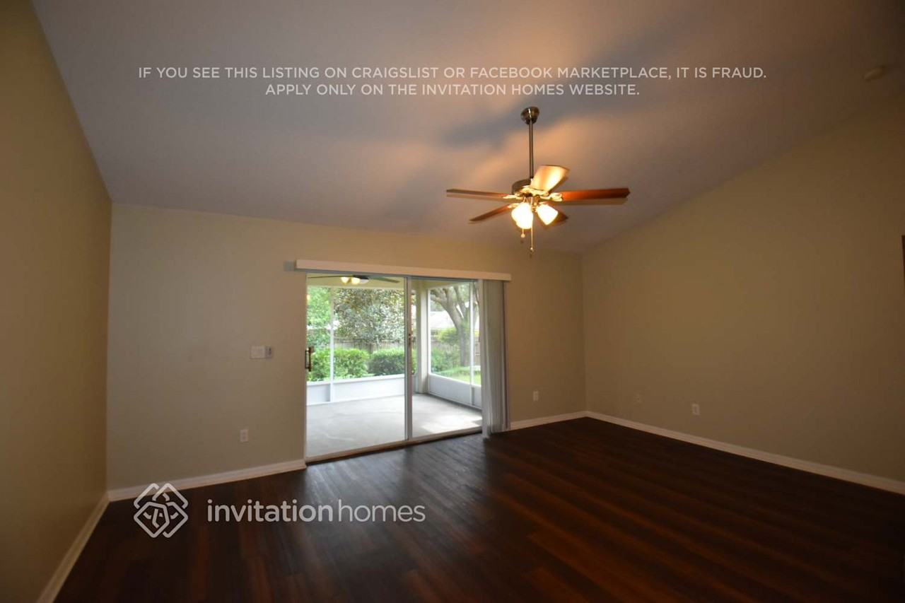 1518 Stoneywood Way - Photo 3 of 7