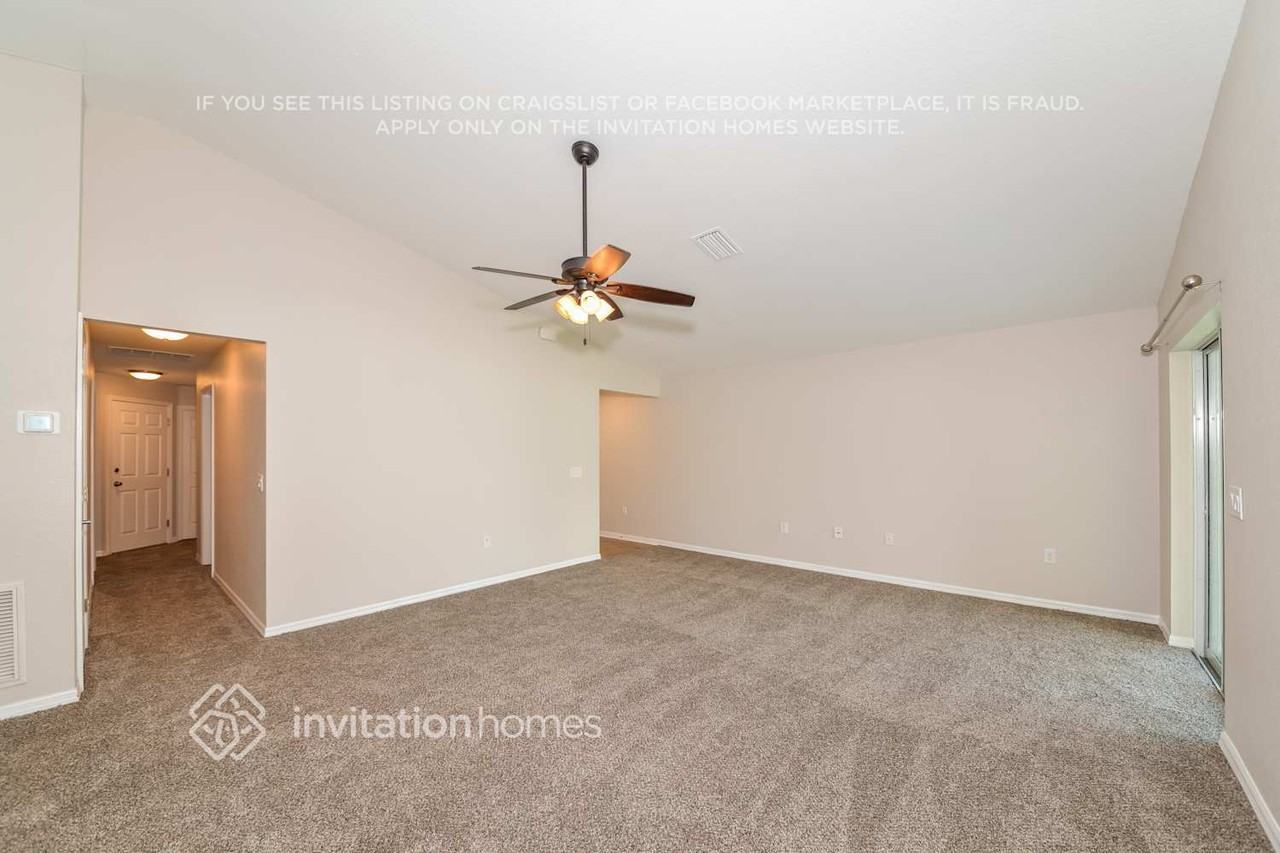 2306 11th Ave E - Photo 2 of 16