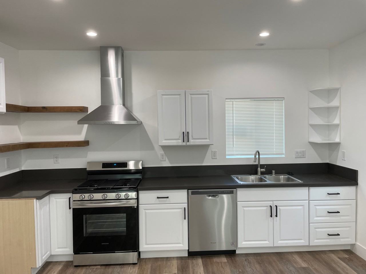 143 N Barranca Ave #143 - Photo 4 of 10