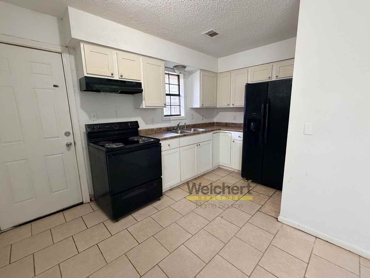 1712 Belt St - Photo 6 of 10