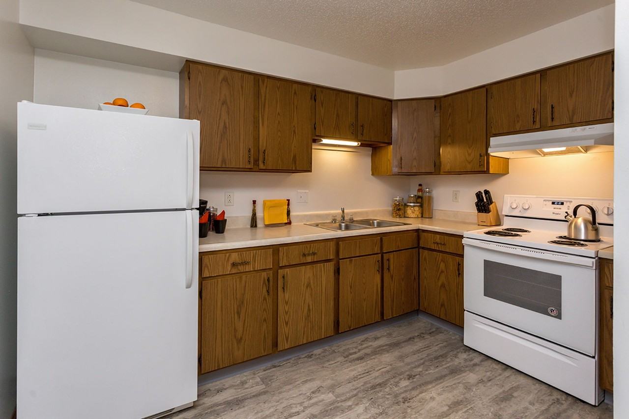Indianola Park II Apartments - Photo 2 of 43
