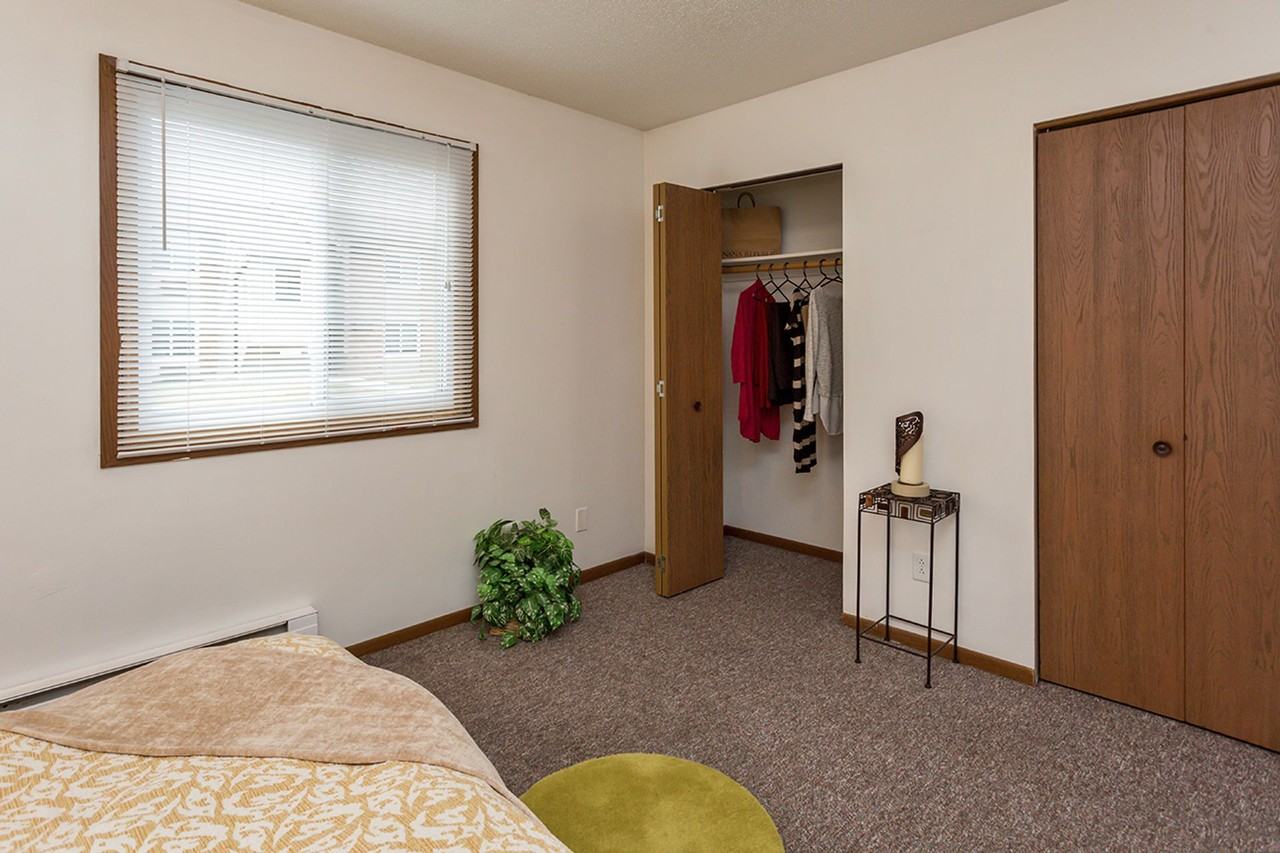 Indianola Park II Apartments - Photo 7 of 43