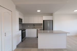 featured image of 4555 Av Bonavista