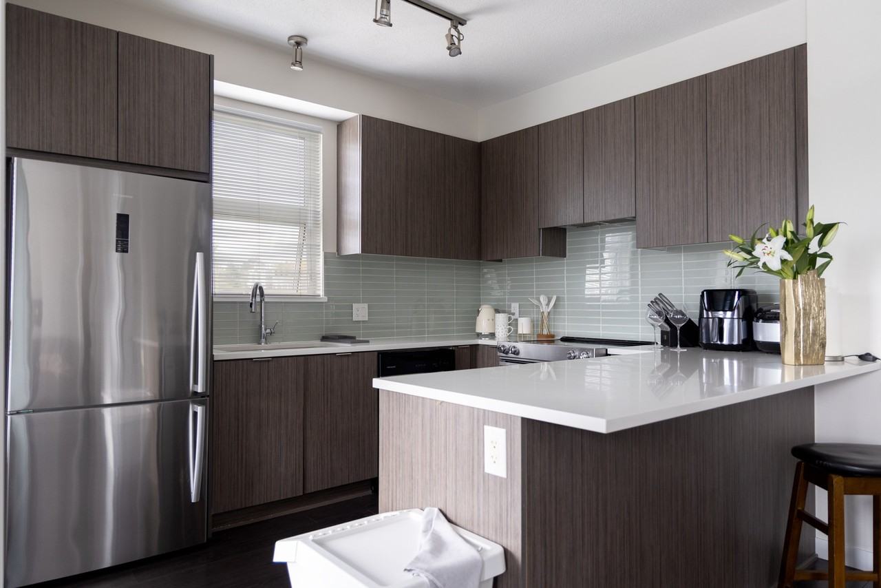 9877 University Crescent - Photo 9
