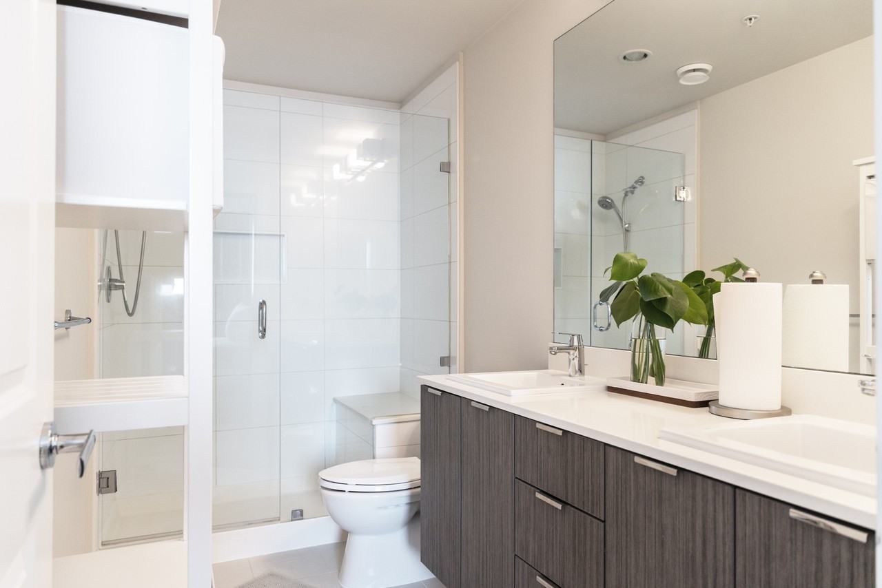 9877 University Crescent - Photo 12