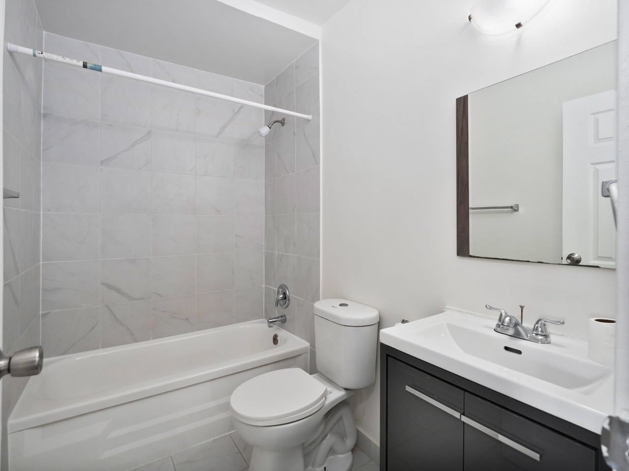 3250 Keele Apartments - Photo 5 of 20