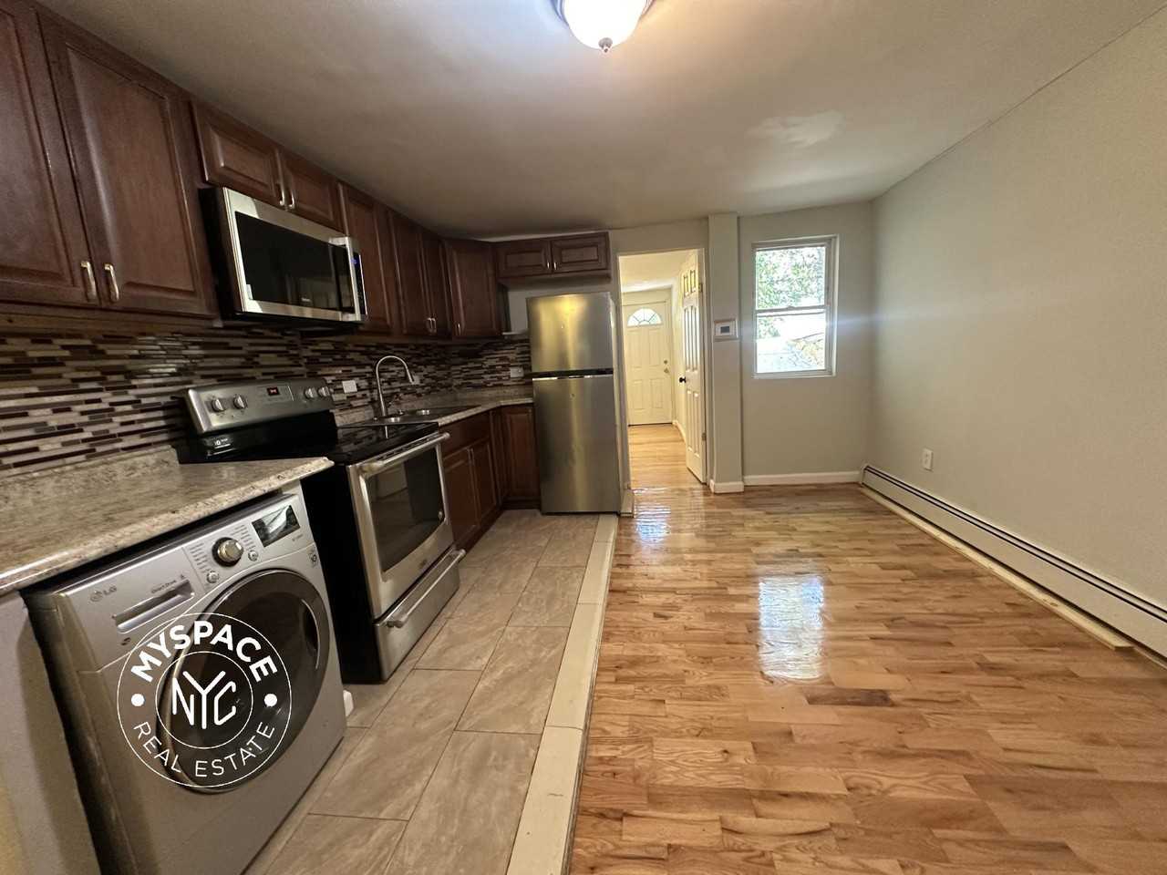 2303A Pacific St #1 - Photo 6 of 13