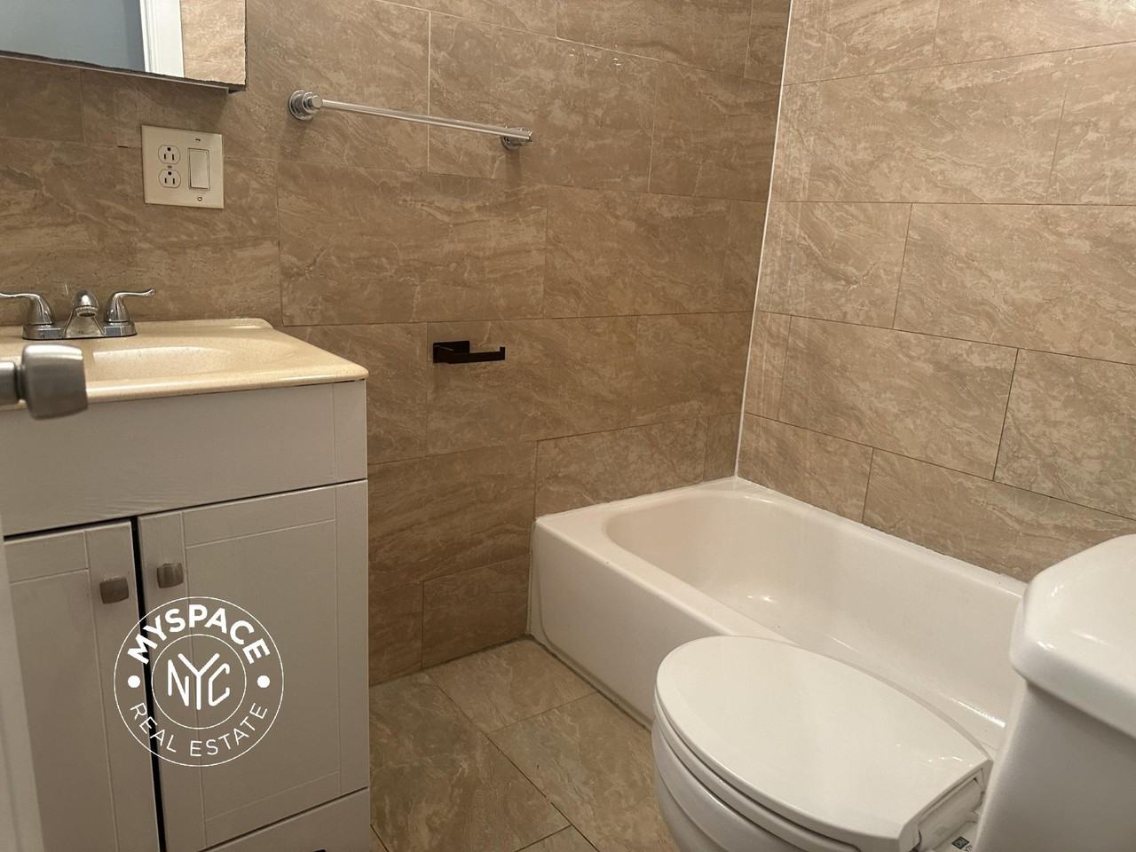 2303A Pacific St #1 - Photo 7 of 13