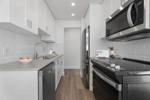 featured image of 1202 Harwood St