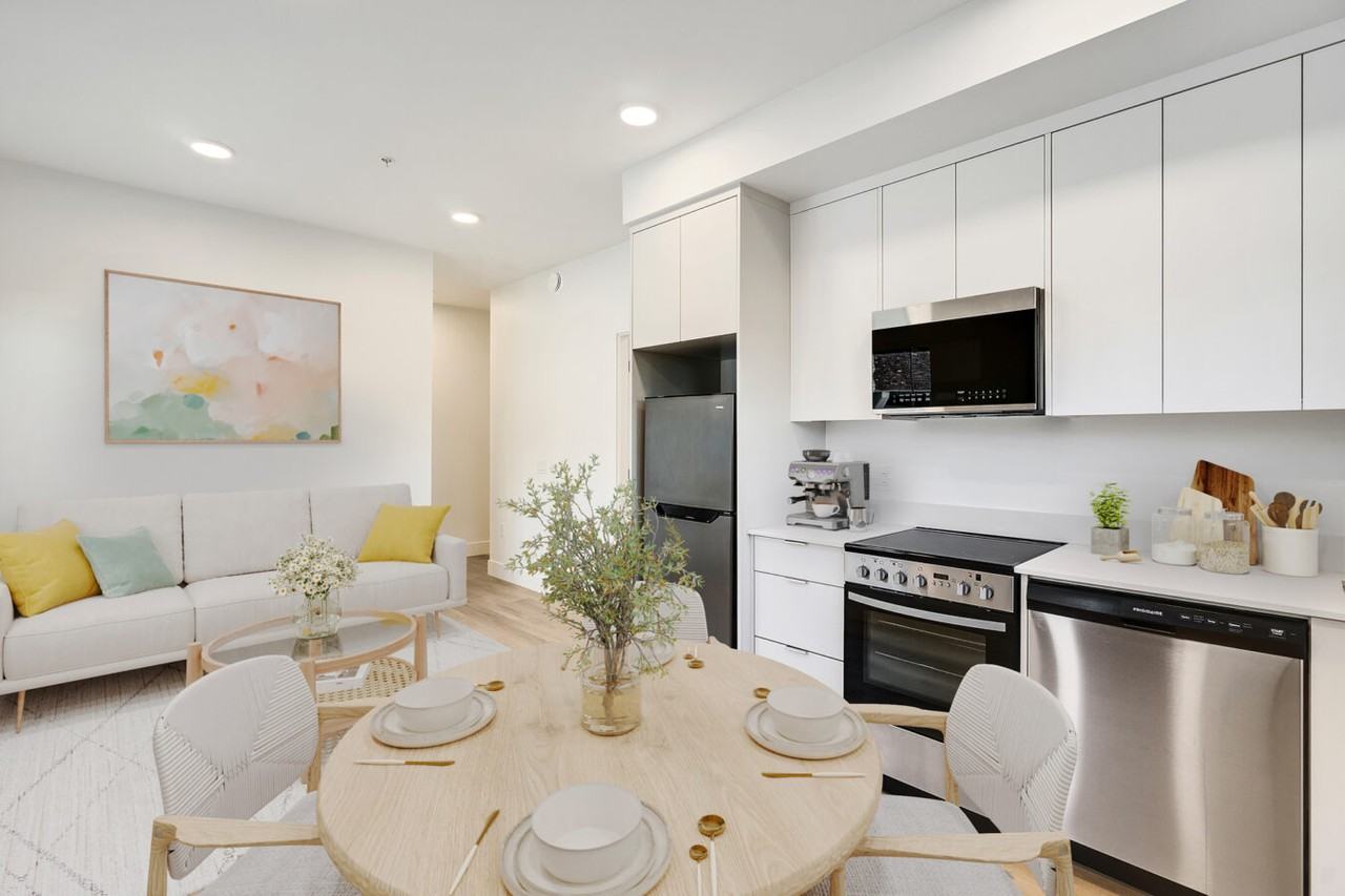 Raven Apartments - Photo 5 of 39