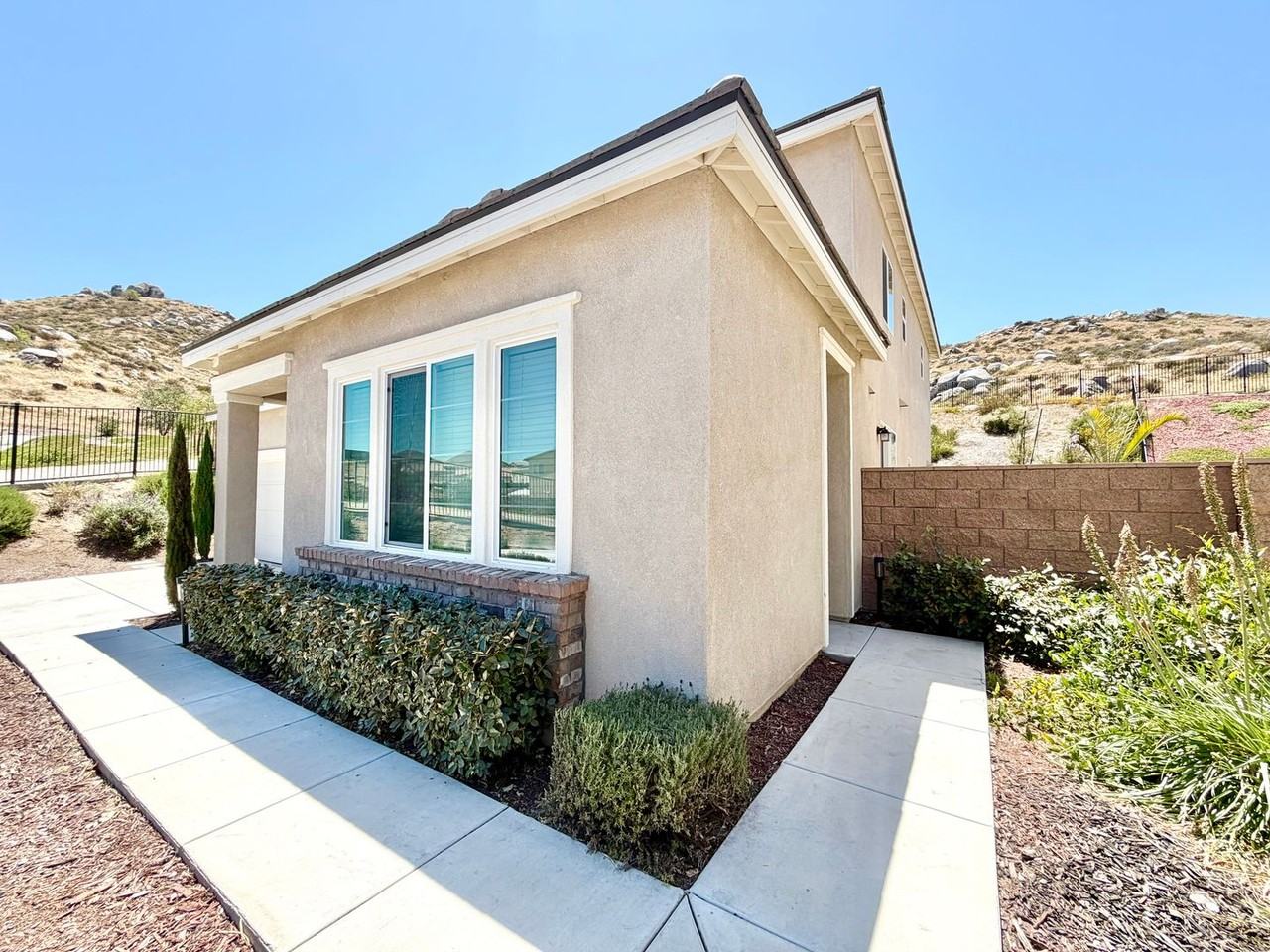 30411 Ridgecrest Rd