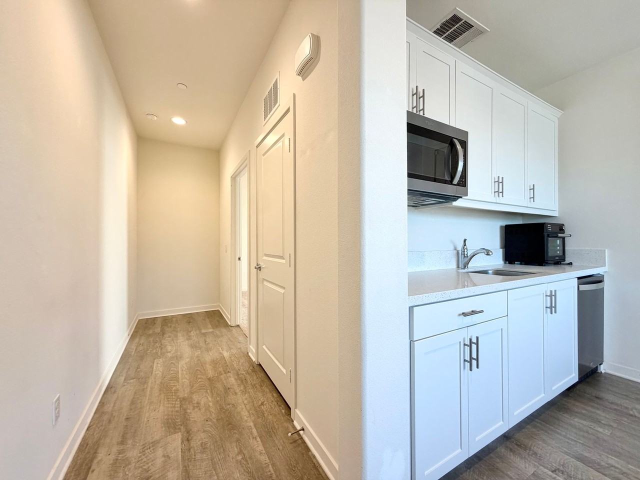 30411 Ridgecrest Rd - Photo 6 of 12