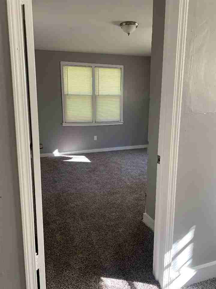 778 Alma St - Photo 5 of 7