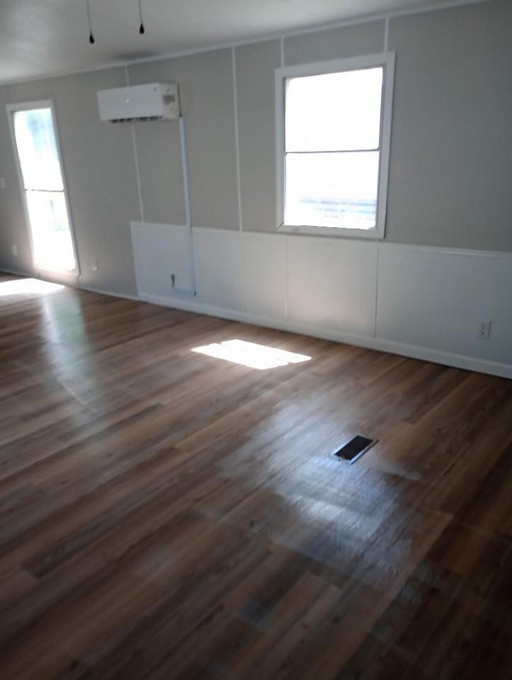 675 Airport Rd - Photo 4 of 11