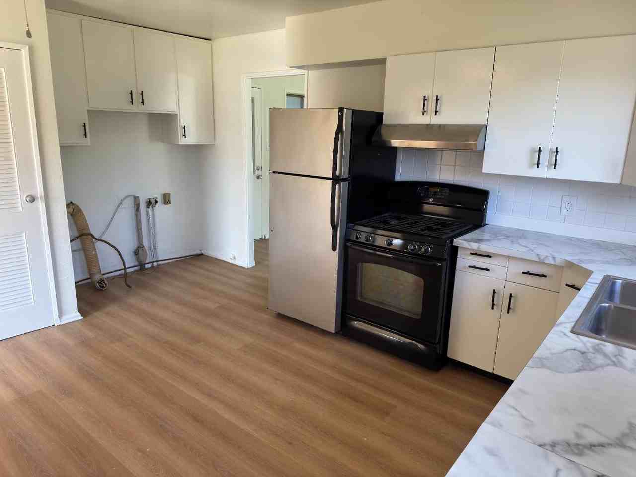 1315 N Vermilion St - Photo 7 of 20