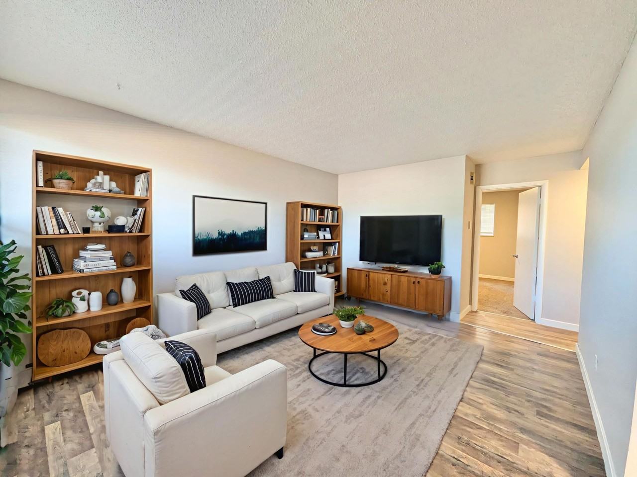 Landmark Apartments - Photo 3 of 46