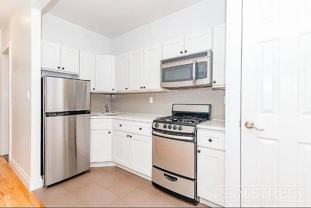 294 Harman St #2LR - Photo 1 of 1