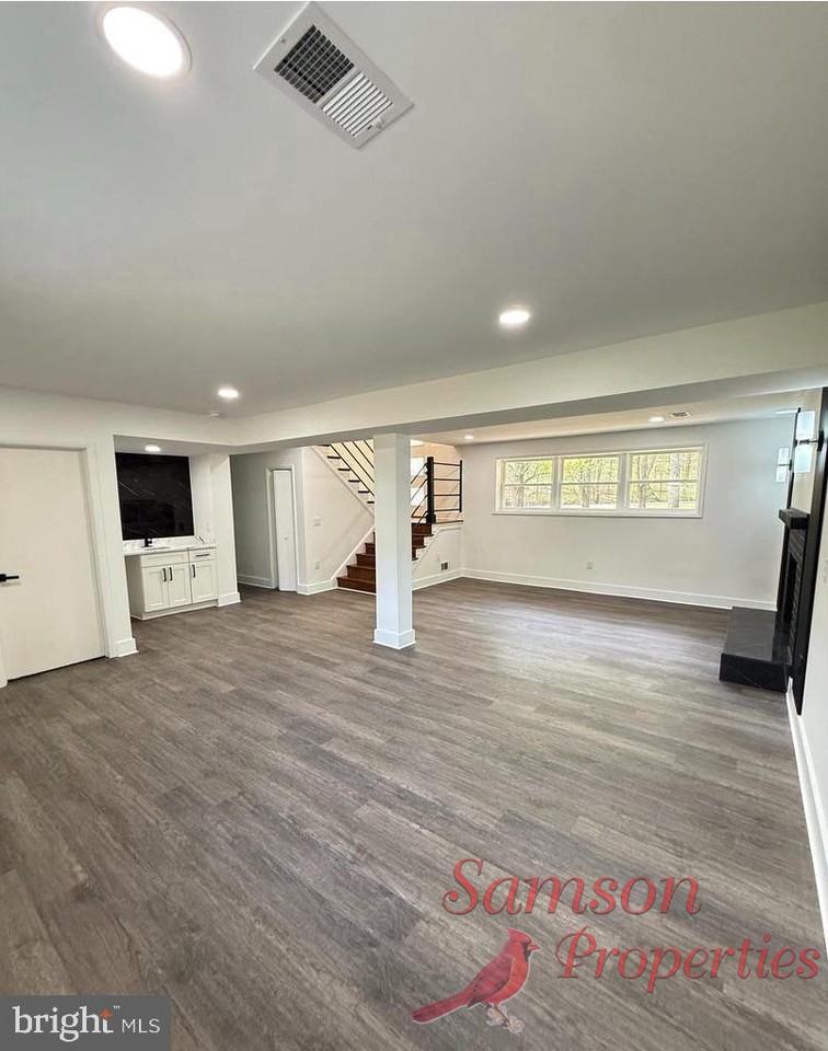 5388 Dumfries Road - Photo 5 of 10