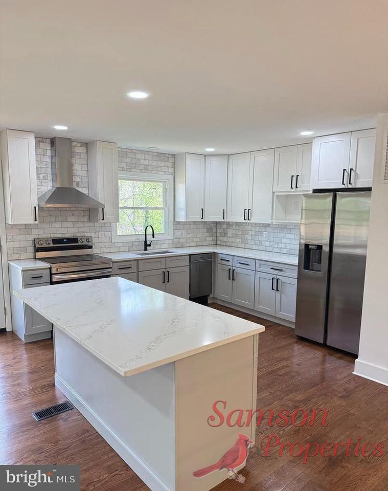 5388 Dumfries Road - Photo 2 of 10