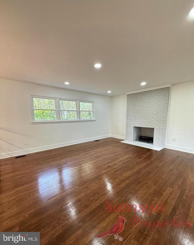 5388 Dumfries Road - Photo 4 of 10