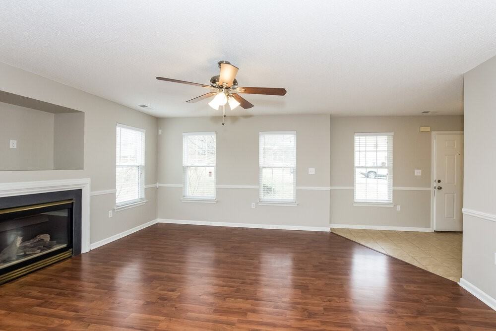 7920 Trotter Rd - Photo 3 of 15
