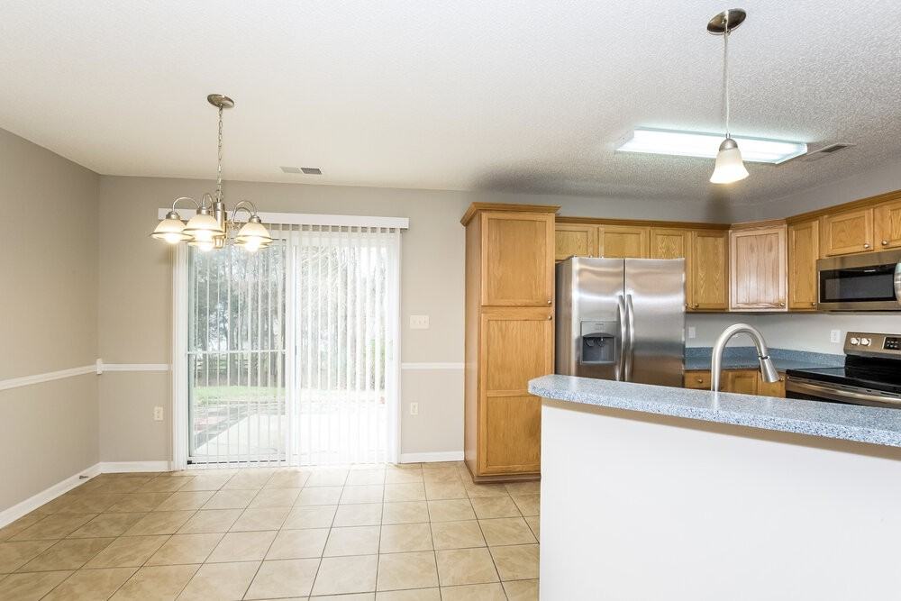 7920 Trotter Rd - Photo 6 of 15
