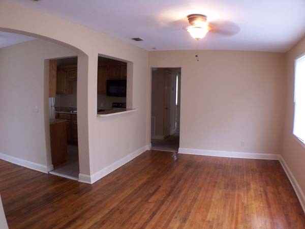 3533 Pinecrest St #1 - Photo 4 of 7
