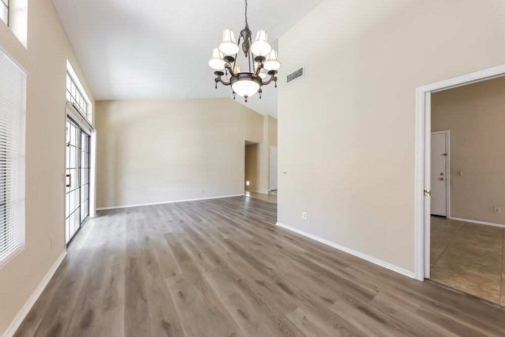6709 W Topeka Dr - Photo 5 of 16